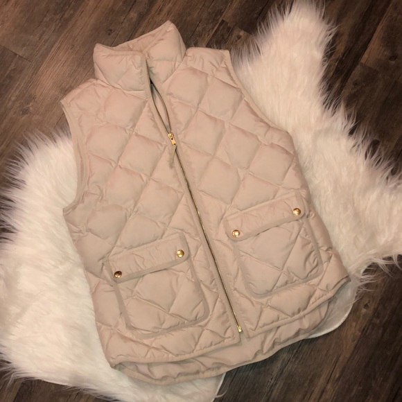 J. Crew Jackets & Blazers - WOMEN’S J. CREW CREAM PUFFER VEST SMALL SLEEVELESS
